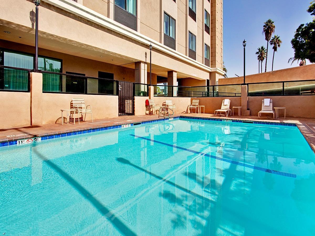 Holiday Inn Express Los Angeles Lax Airport By Ihg Exterior foto
