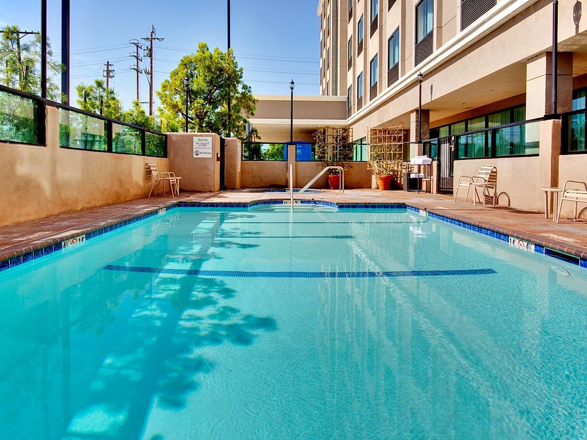 Holiday Inn Express Los Angeles Lax Airport By Ihg Exterior foto